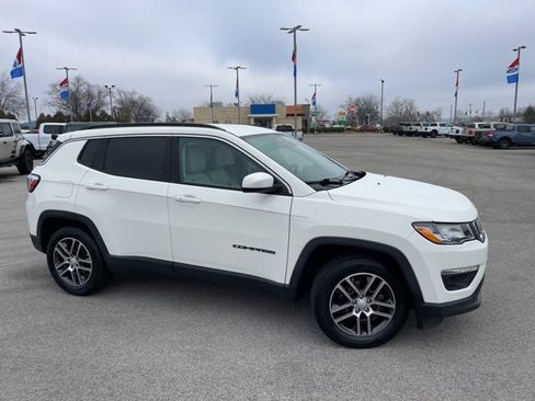 Used 2018 Jeep Compass Latitude w/ Popular Equipment Group image 2