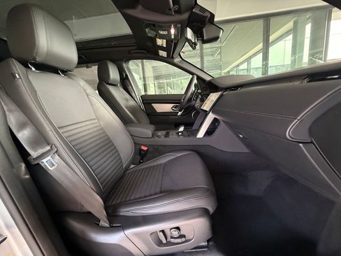 New 2026 Land Rover Discovery Sport Landmark AWD/4WD image 22