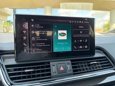 Used 2024 Audi SQ5 Prestige image 23