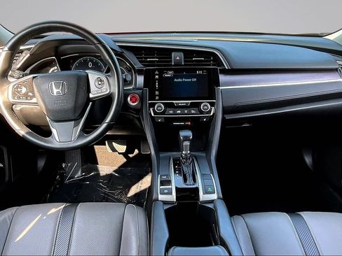 Used 2018 Honda Civic Touring image 7