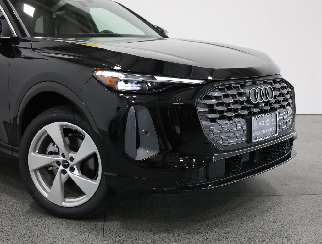 New 2026 Audi Q5 Premium Plus AWD/4WD image 3