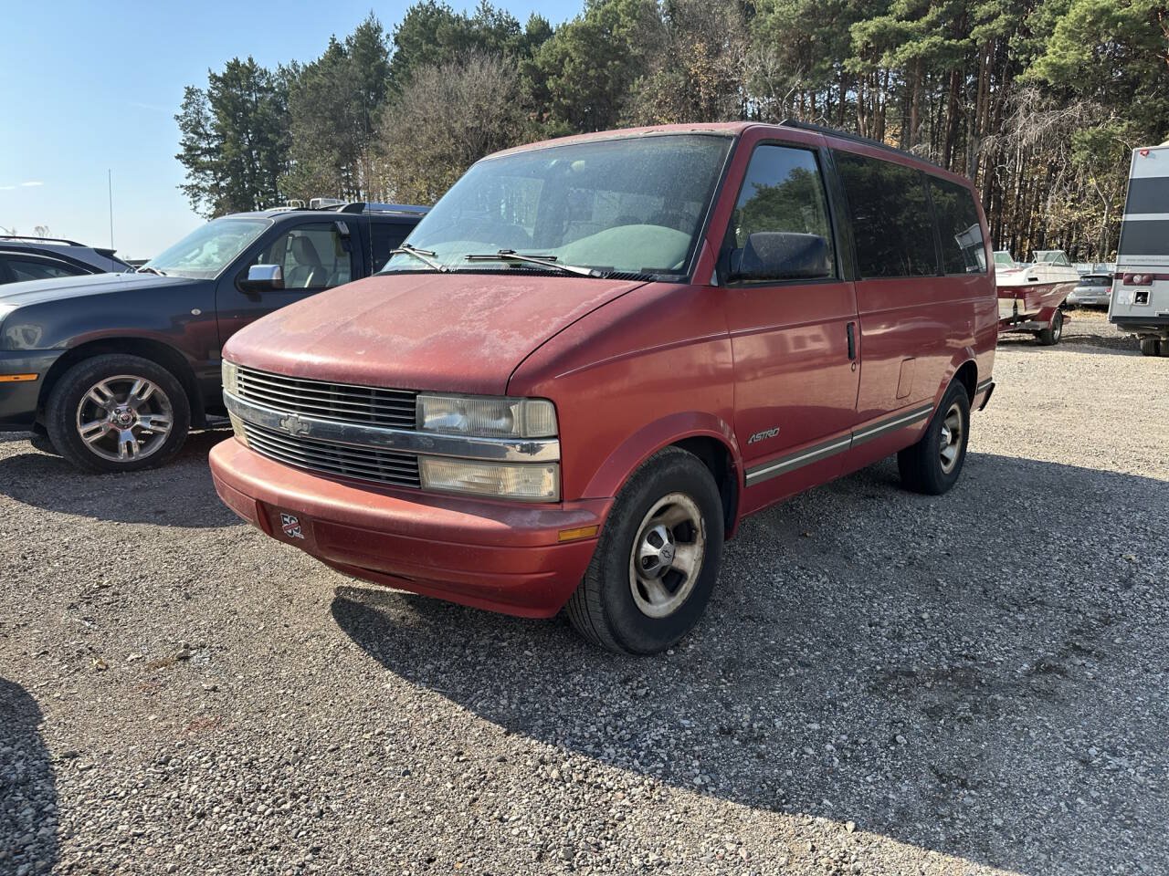Used 1998 Chevrolet Astro Passenger RWD image 1