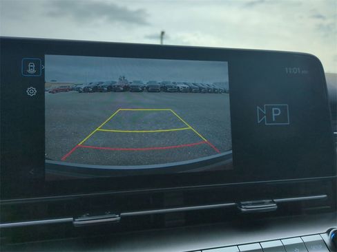 New 2026 Hyundai Kona SEL Premium image 24