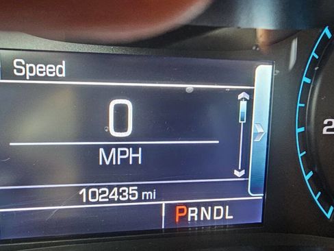 Used 2018 GMC Canyon Denali image 6