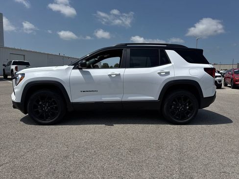 New 2027 GMC Terrain Elevation w/ Elevation Premium Package AWD/4WD image 3