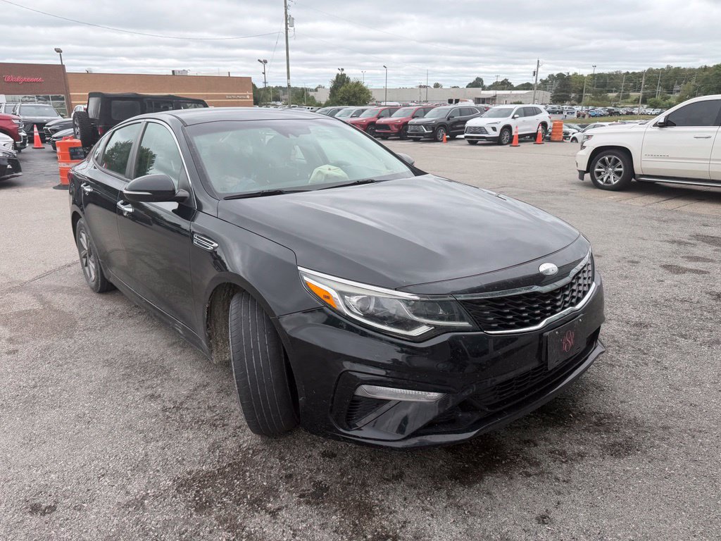 Used 2019 Kia Optima LX FWD image 2