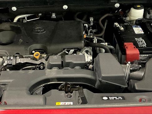 Used 2024 Toyota RAV4 LE image 31