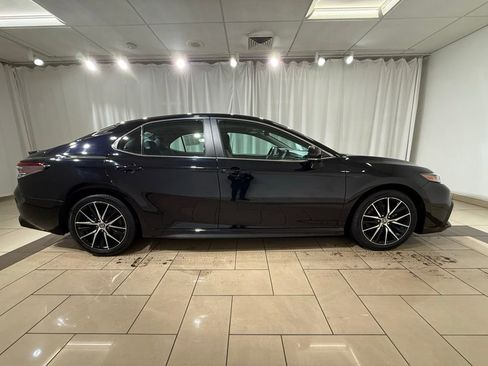 Certified 2024 Toyota Camry SE image 6