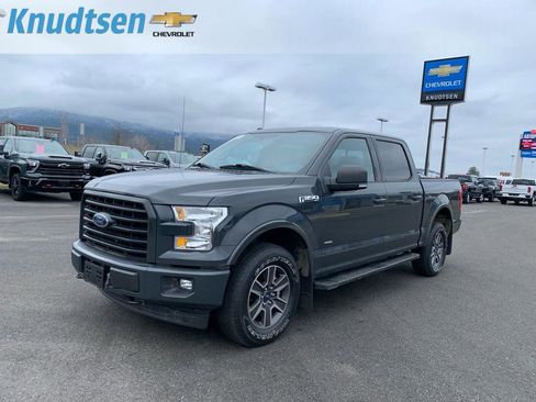 Used 2017 Ford F150 XLT w/ Equipment Group 301A Mid image 3