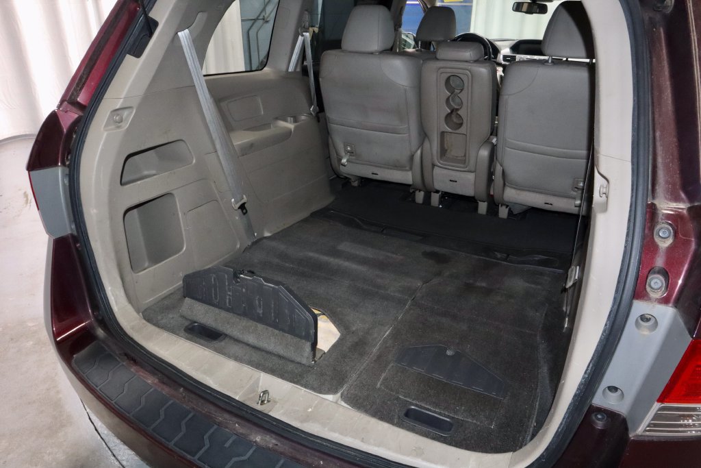 Used 2014 Honda Odyssey EX-L image 16