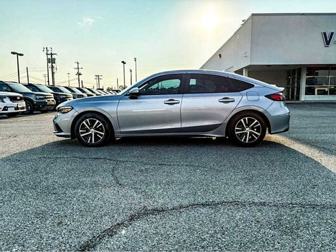 Used 2023 Honda Civic LX image 4