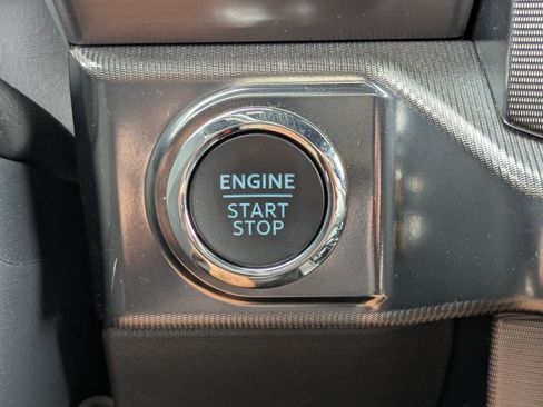 Certified 2025 Ford F150 Platinum AWD/4WD image 25