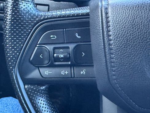 Used 2025 Toyota Tacoma SR5 image 29