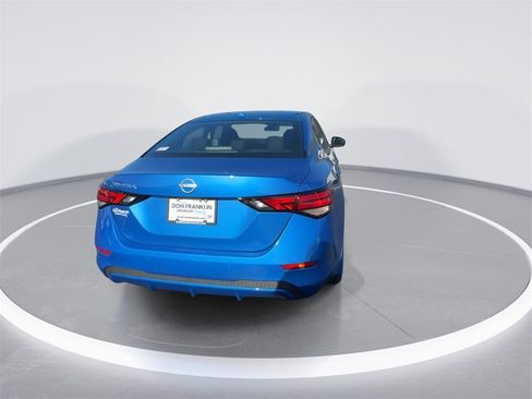 Used 2025 Nissan Sentra SV image 7