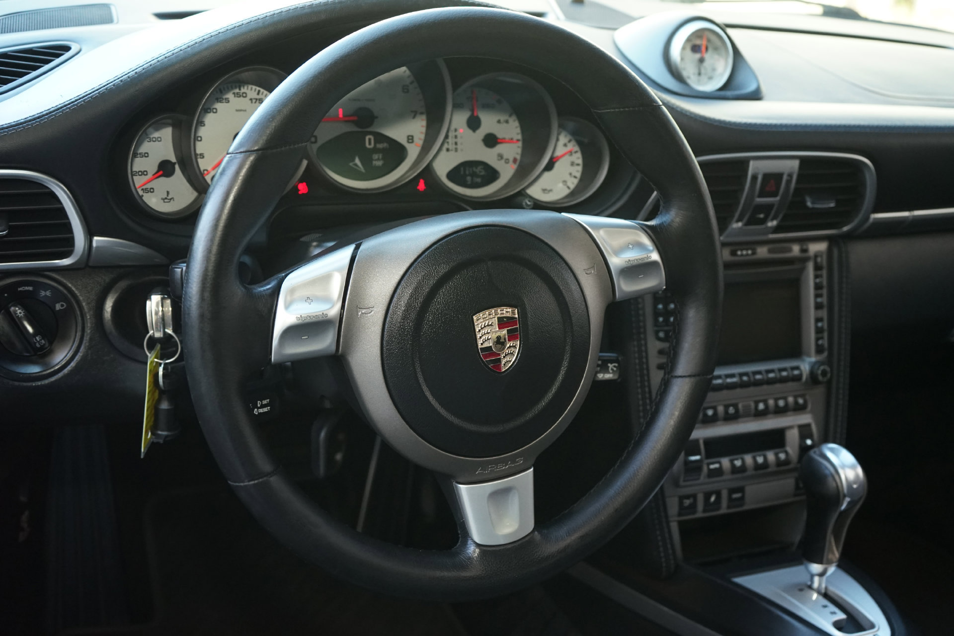 Used 2006 Porsche 911 Carrera S RWD image 5