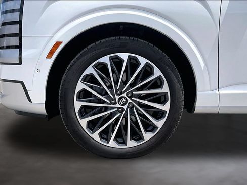 Used 2026 Hyundai Palisade Calligraphy FWD image 32