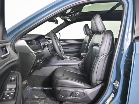 New 2026 Jeep Grand Cherokee L Limited AWD/4WD image 22