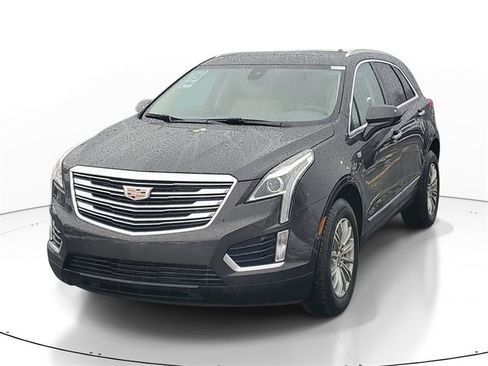Used 2019 Cadillac XT5 Luxury image 2