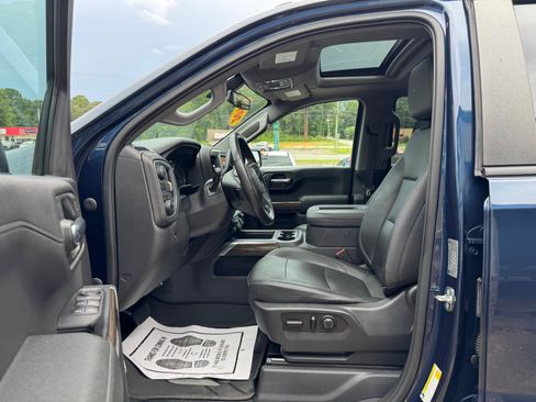 Used 2019 Chevrolet Silverado 1500 RST AWD/4WD image 15