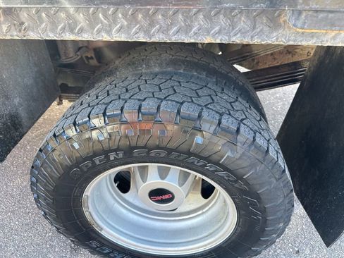 Used 2021 GMC Sierra 3500 4x4 Crew Cab w/ Gooseneck/5TH Wheel Package image 18