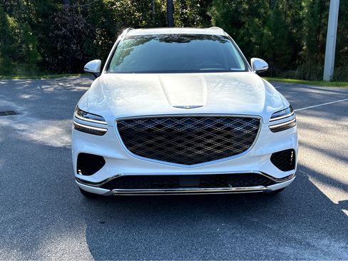 New 2026 Genesis GV70 2.5T Advanced image 2