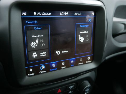 Certified 2023 Jeep Renegade Trailhawk w/ Sun/Sound Group image 31