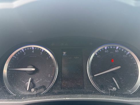 Used 2019 Toyota Highlander Limited Platinum image 10