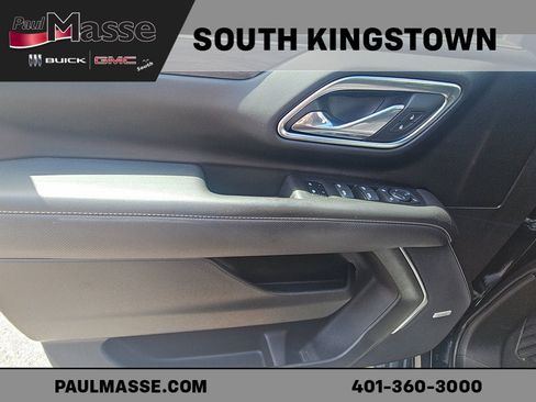 Certified 2023 GMC Yukon XL SLT w/ SLT Luxury Package AWD/4WD image 10
