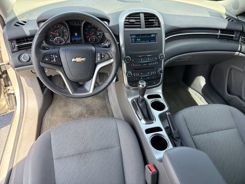Used 2015 Chevrolet Malibu LS FWD image 18
