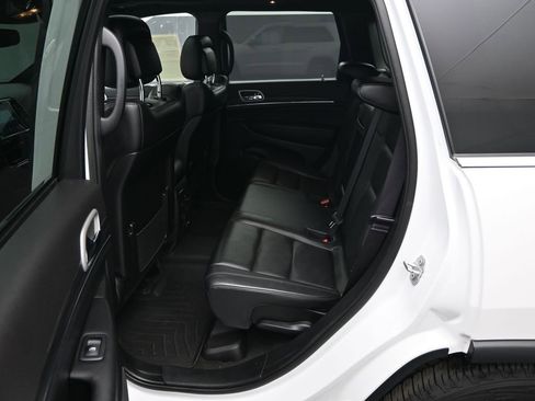 Used 2022 Jeep Grand Cherokee Limited w/ Tech Group image 21