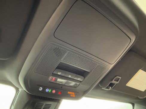 New 2026 Chevrolet Equinox LT w/ Midnight Edition image 18