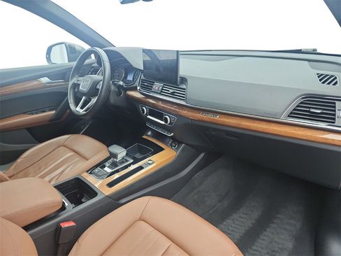 Used 2022 Audi Q5 2.0T Premium image 23