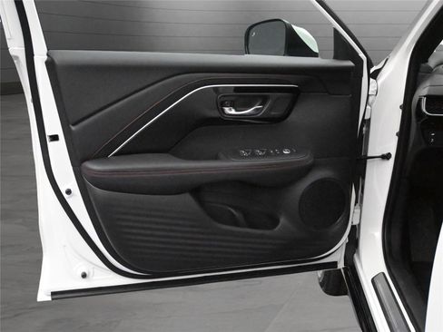 Certified 2025 Acura ADX A-Spec image 13