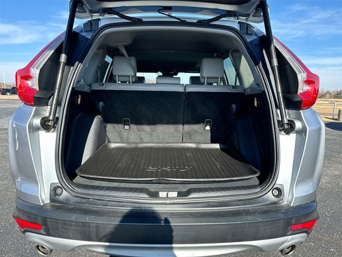 Used 2018 Honda CR-V Touring image 24