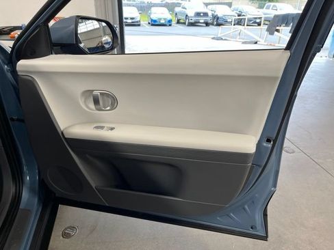 Used 2024 Hyundai Ioniq 5 SE AWD/4WD image 12