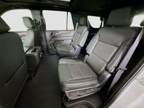 Used 2025 GMC Yukon Denali w/ Sun & Power Step Package AWD/4WD image 25