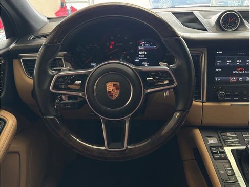 Used 2017 Porsche Macan GTS AWD/4WD image 20