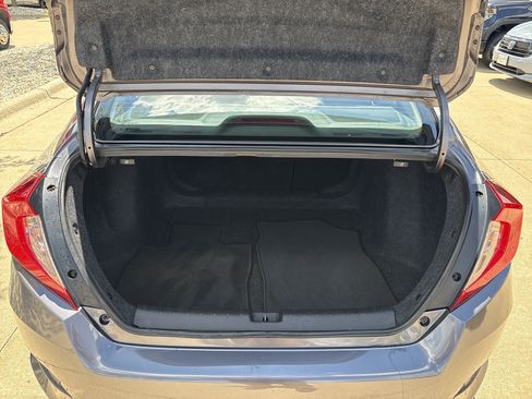 Used 2020 Honda Civic EX image 11