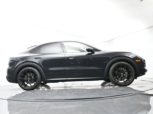 Certified 2022 Porsche Cayenne GTS image 54