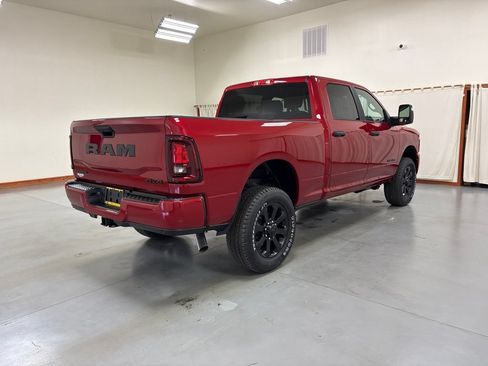 New 2026 RAM 2500 Big Horn AWD/4WD image 8