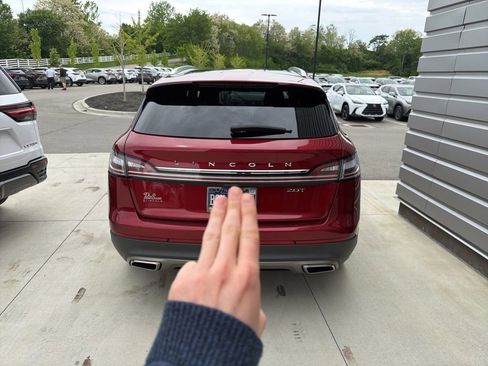 Used 2019 Lincoln Nautilus Reserve FWD image 8
