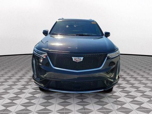 Certified 2023 Cadillac XT6 Sport w/ Platinum Package AWD/4WD image 2