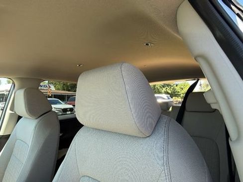 New 2027 Honda HR-V LX image 22