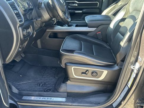 Used 2021 RAM 1500 Laramie AWD/4WD image 9