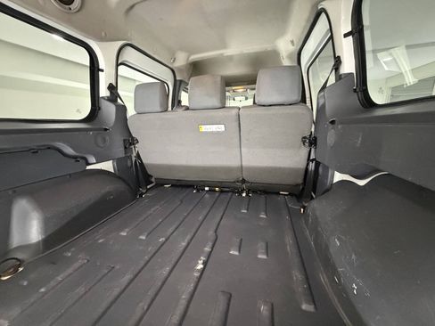 Used 2012 Ford Transit Connect XLT Premium FWD image 19