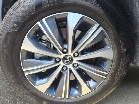 Used 2025 INFINITI QX60 Pure AWD/4WD image 32