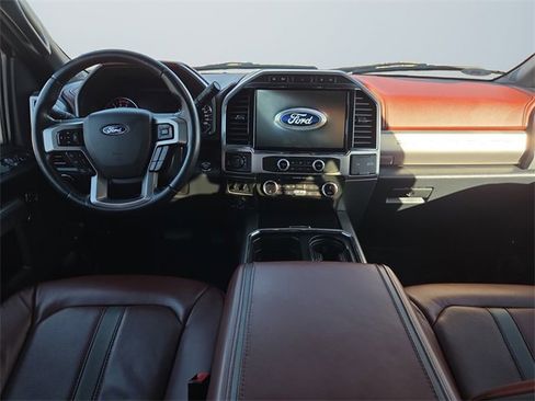 Used 2022 Ford F350 Platinum image 10