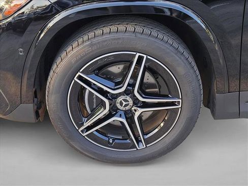 Certified 2025 Mercedes-Benz GLA 250 image 21
