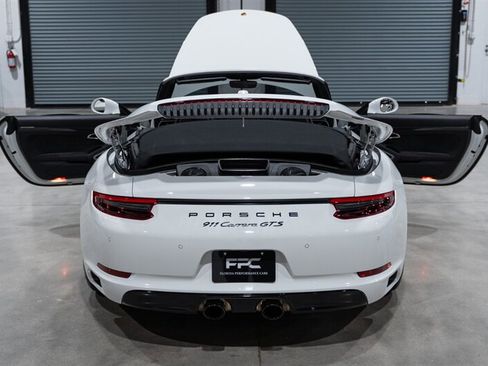 Used 2018 Porsche 911 Carrera GTS RWD image 42