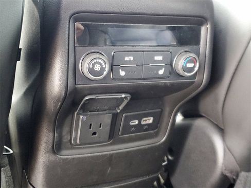 Used 2023 GMC Acadia Denali image 13